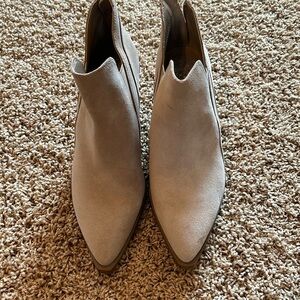 Vince Camuto women’s ankle booties